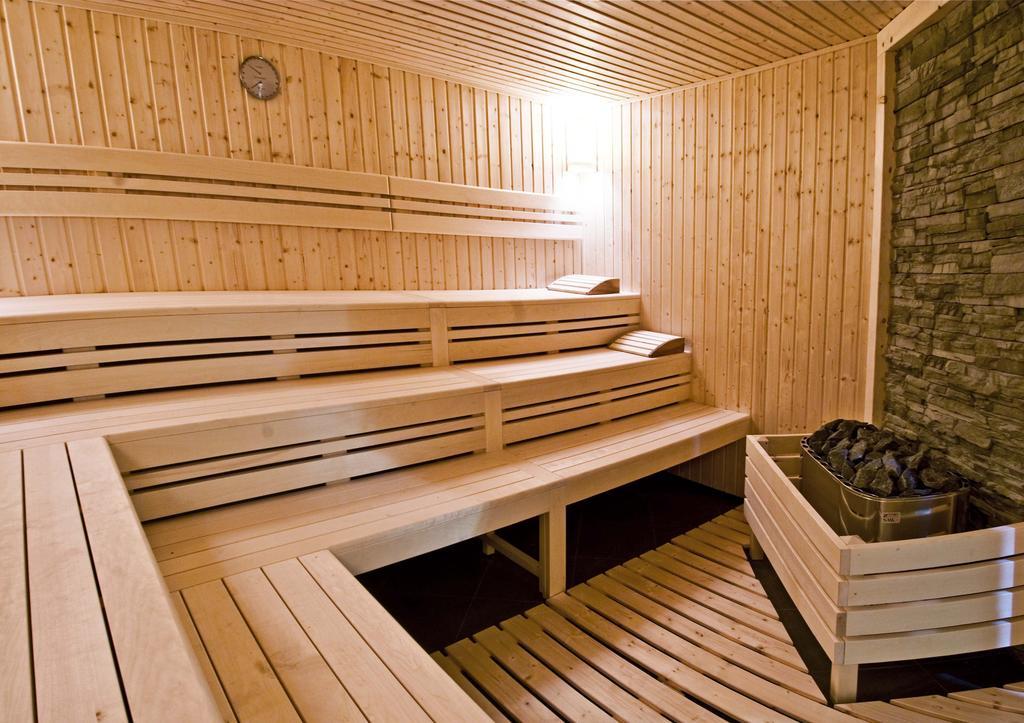 Martfu Hotel Thermal Spa Екстериор снимка